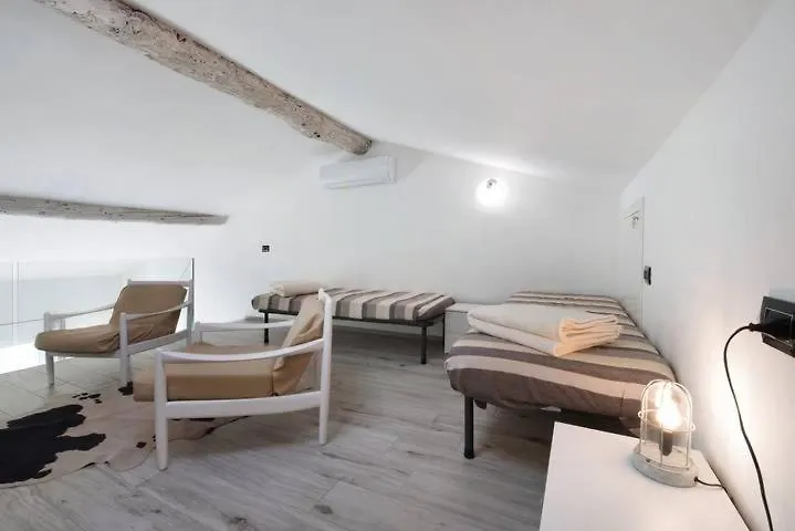Le Coccinelle Home A Lierna